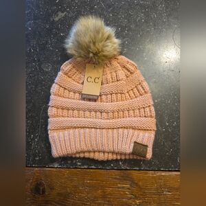 C.C Exclusive Beanie Toque Women One Size Pink 100% Acrylic Pom--NEW